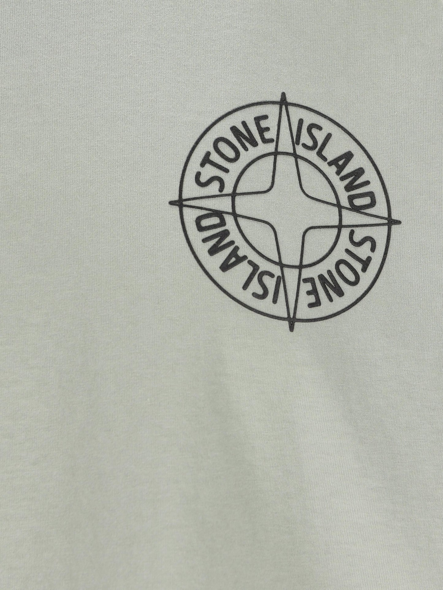 T-Shirt realizzata in cotone. 2100001 S0284V0055 STONE ISLAND