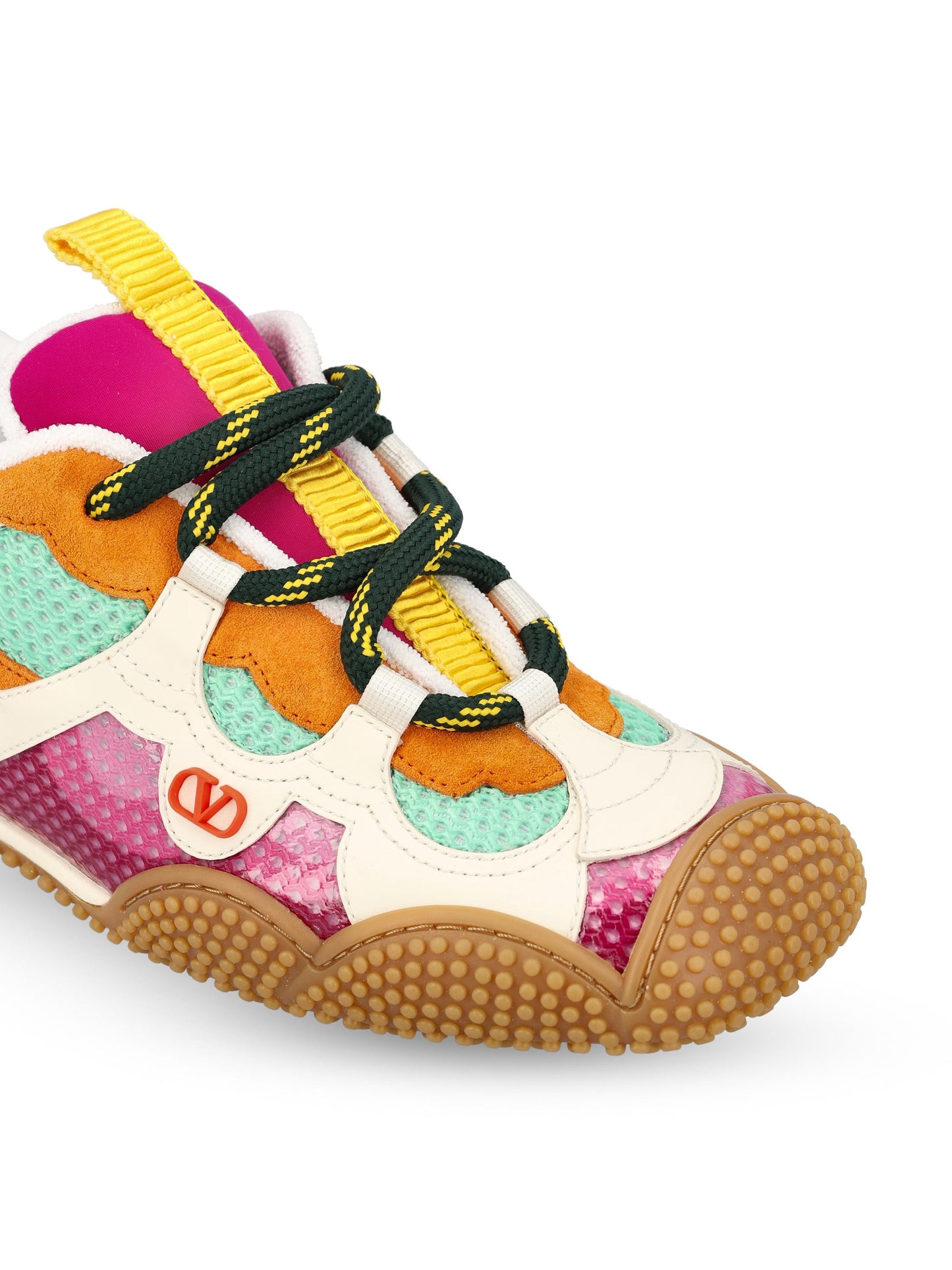 Sneakers realizzate in pelle gommata. 8W2S0NB8SBU 9P2 VALENTINO GARAVANI