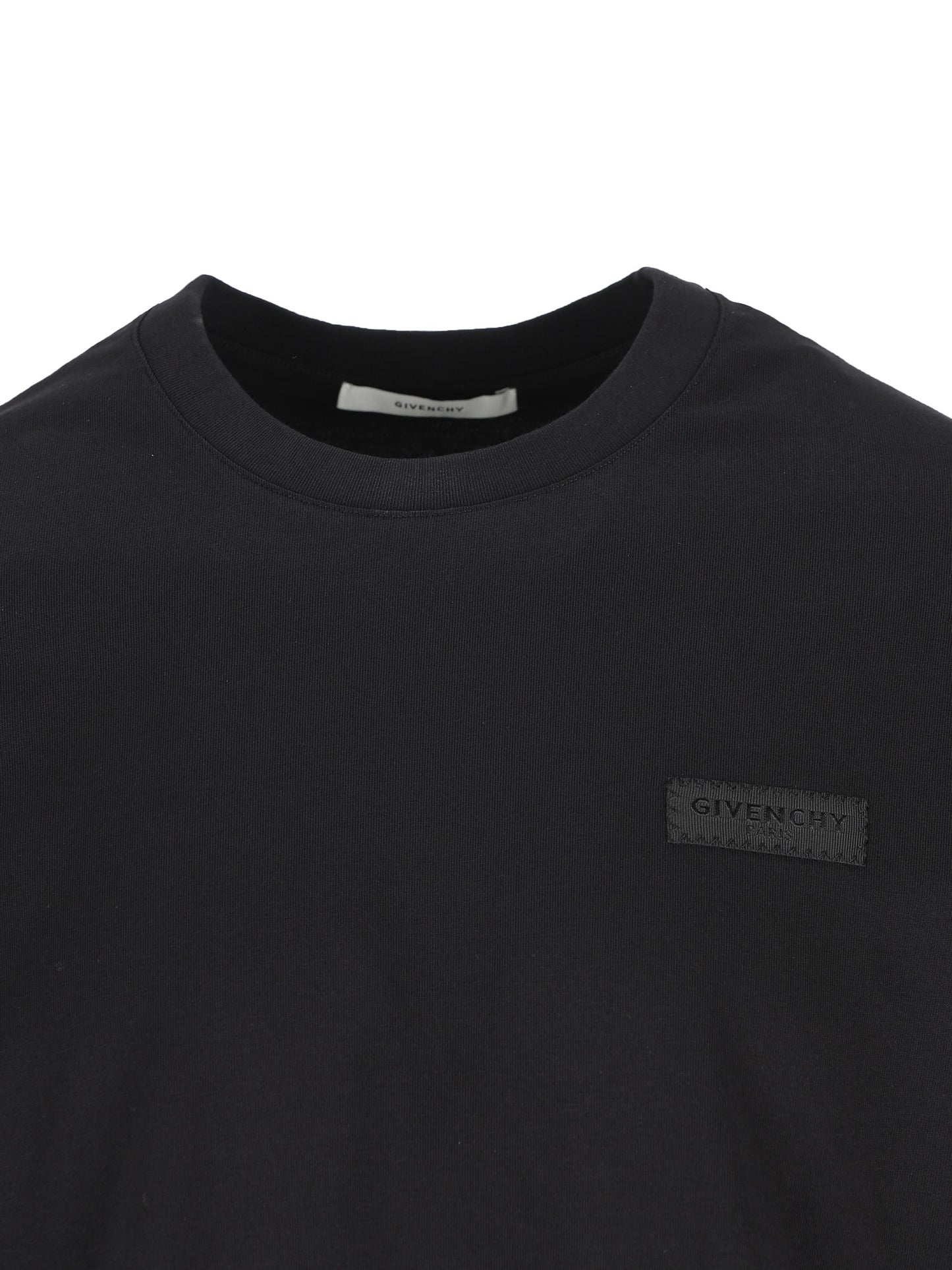 T-Shirt realizzata in cotone. BM71NK3YSJ 001 GIVENCHY