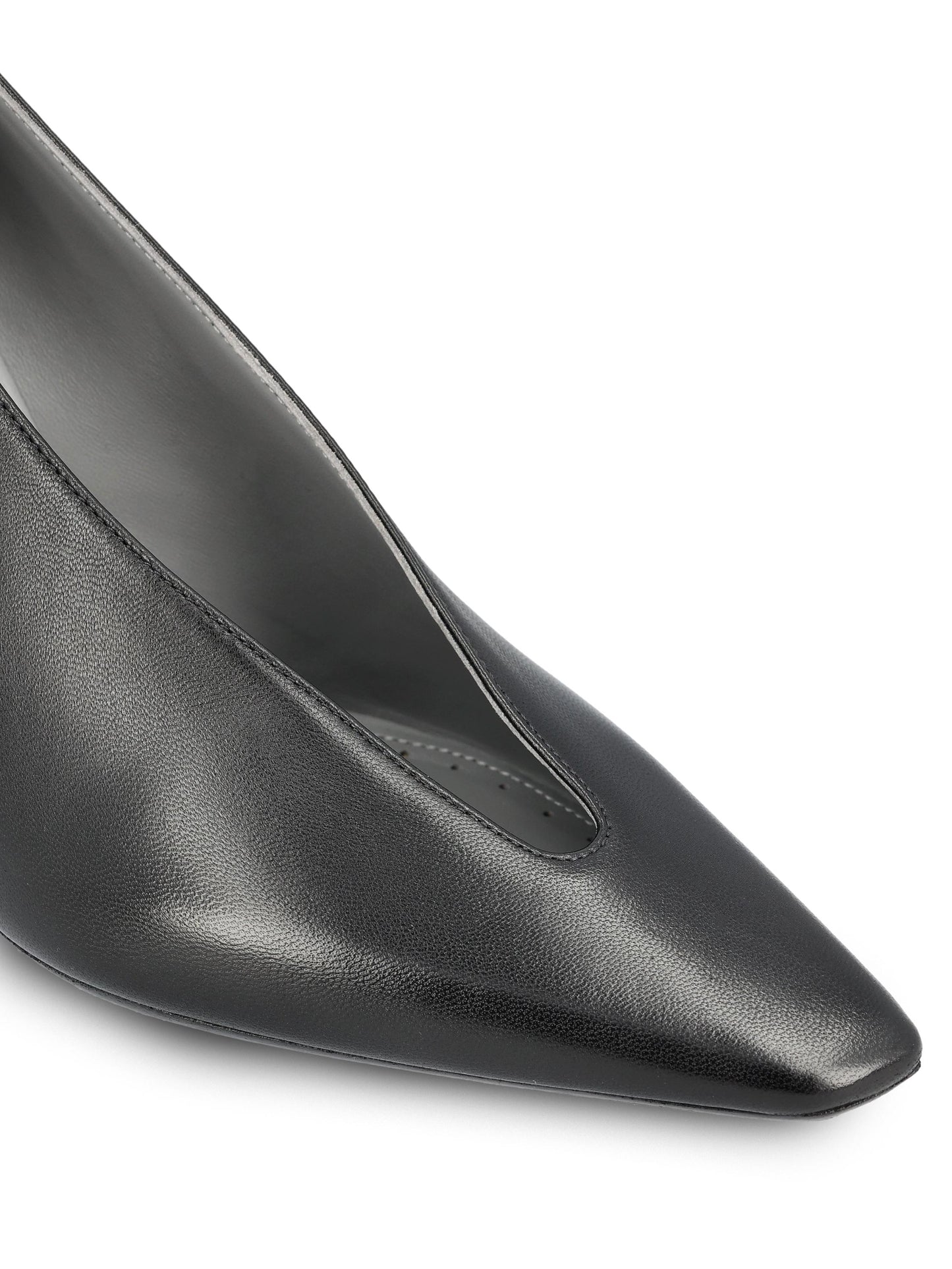 Décolleté in pelle. 869817 WCDH11080 BALENCIAGA