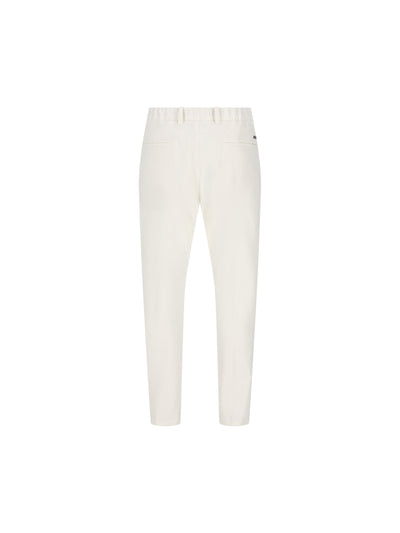 Pantaloni realizzati in poliestere e cotone. PT000091U 125311100 HERNO