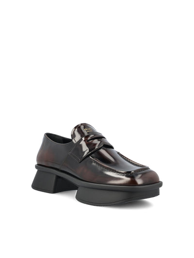 Mocassini realizzati in pelle. 1D985N 055F0038 PRADA