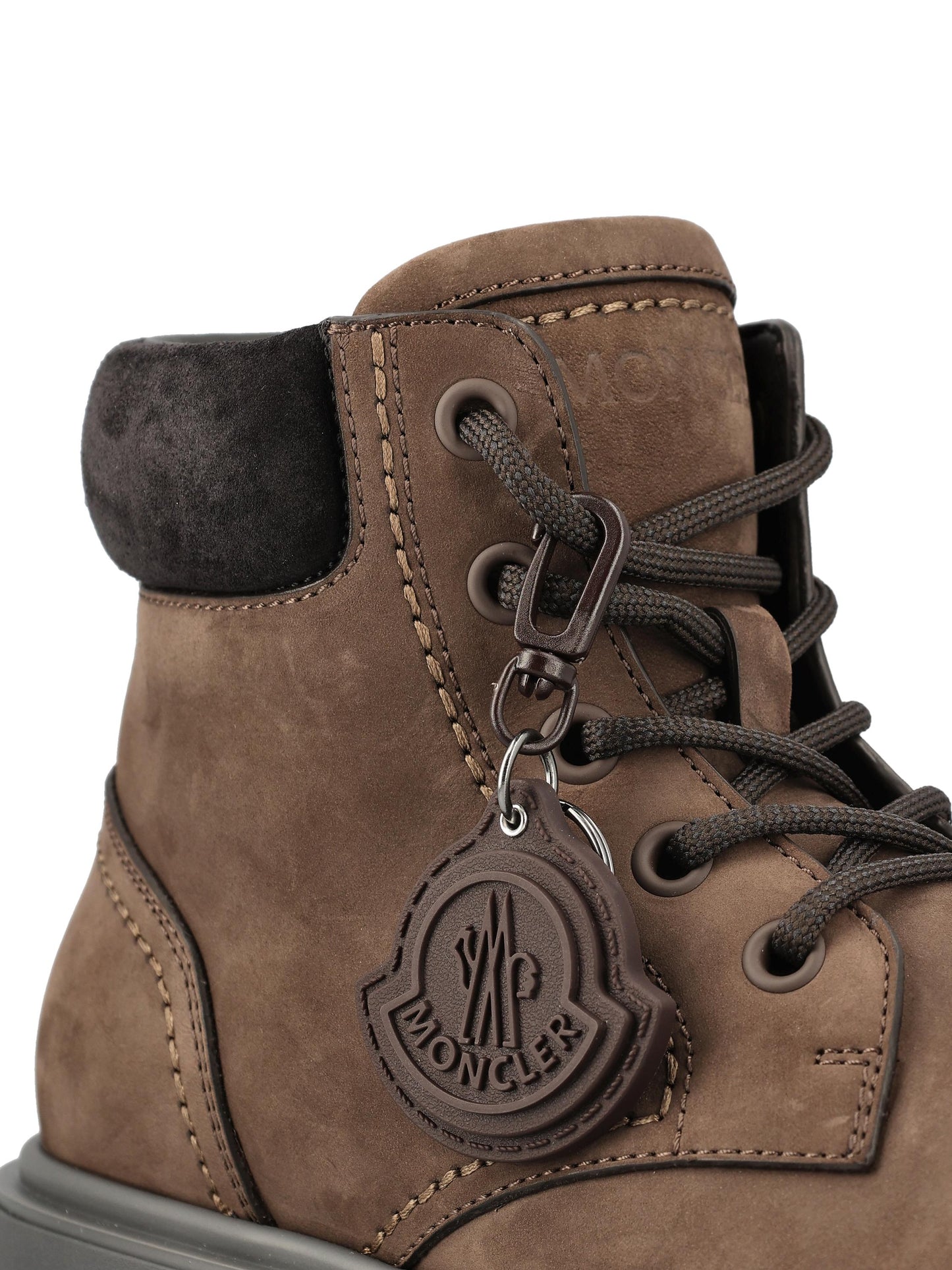 Stivali in pelle scamosciata. M4F00010 M6882258 MONCLER