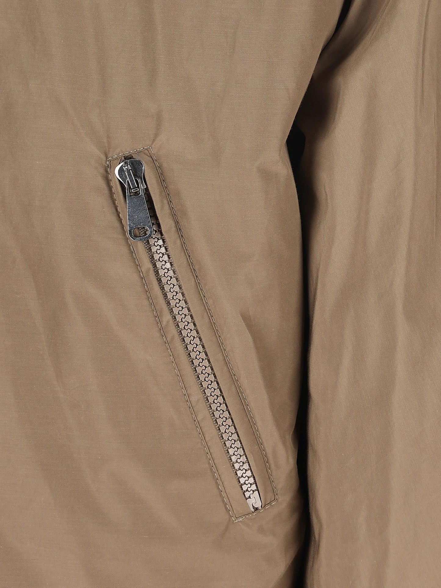 Piumino realizzato in lana e seta. MG5307729 C6286 BRUNELLO CUCINELLI