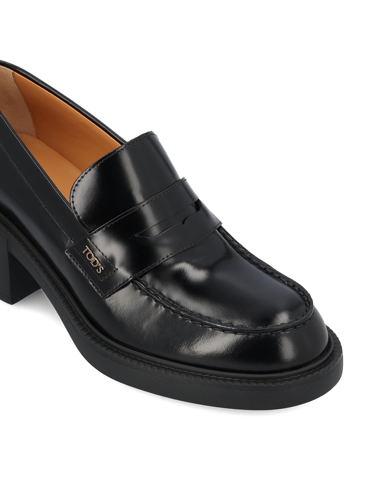 Mocassini realizzati in pelle di vitello. XXW73L0JK40SHA B999 TOD'S