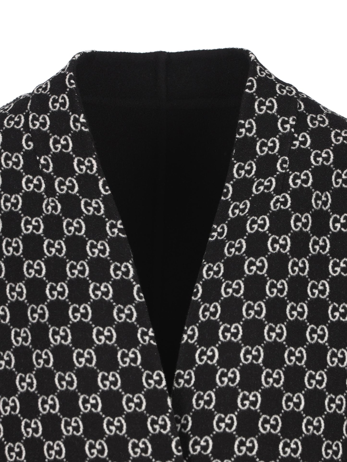 Cappotto realizzato in lana e seta. 846744 ZAQW01070 GUCCI