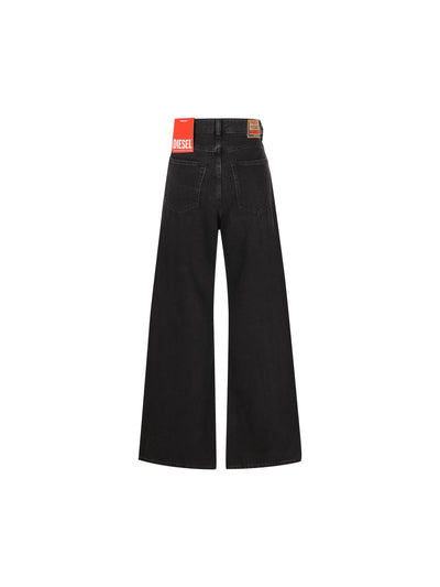 Jeans realizzati in cotone. A06925 09J9602 DIESEL
