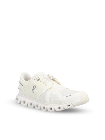 Sneakers realizzate in poliestere riciclato. 3WF10061200 ON