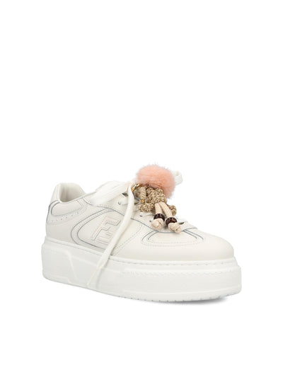 Sneakers realizzate in pelle di vitello. 8E8721 AWCVF1VA3 FENDI