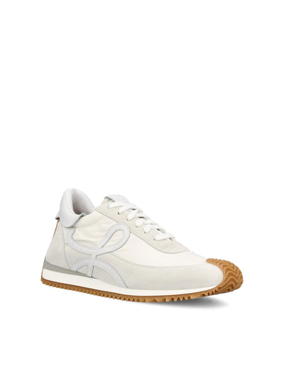 Sneaker in pelle di vitello. M816282X10 2100 LOEWE