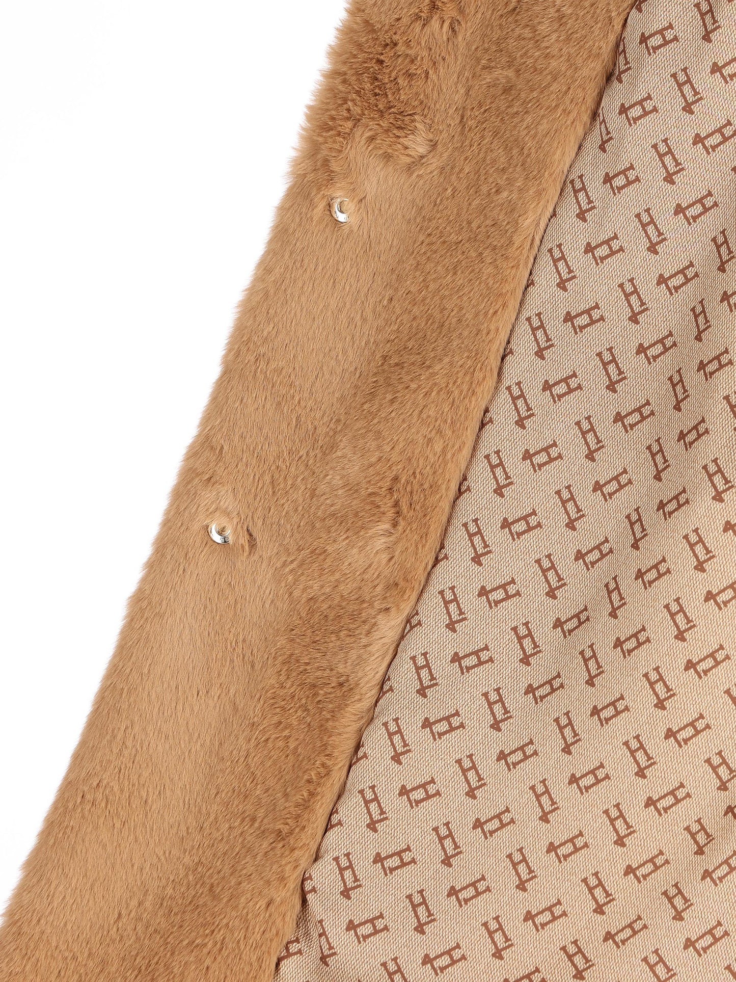 Cappotto realizzato in poliestere. GC000491D 124222157 HERNO