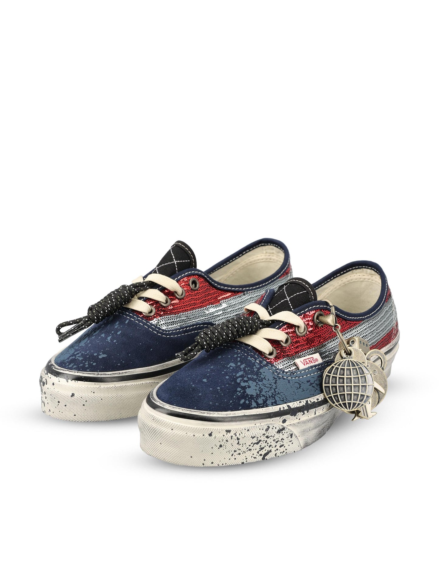 Sneakers realizzate in tessuto. VN000DB8Z111 VNZ11 VANS