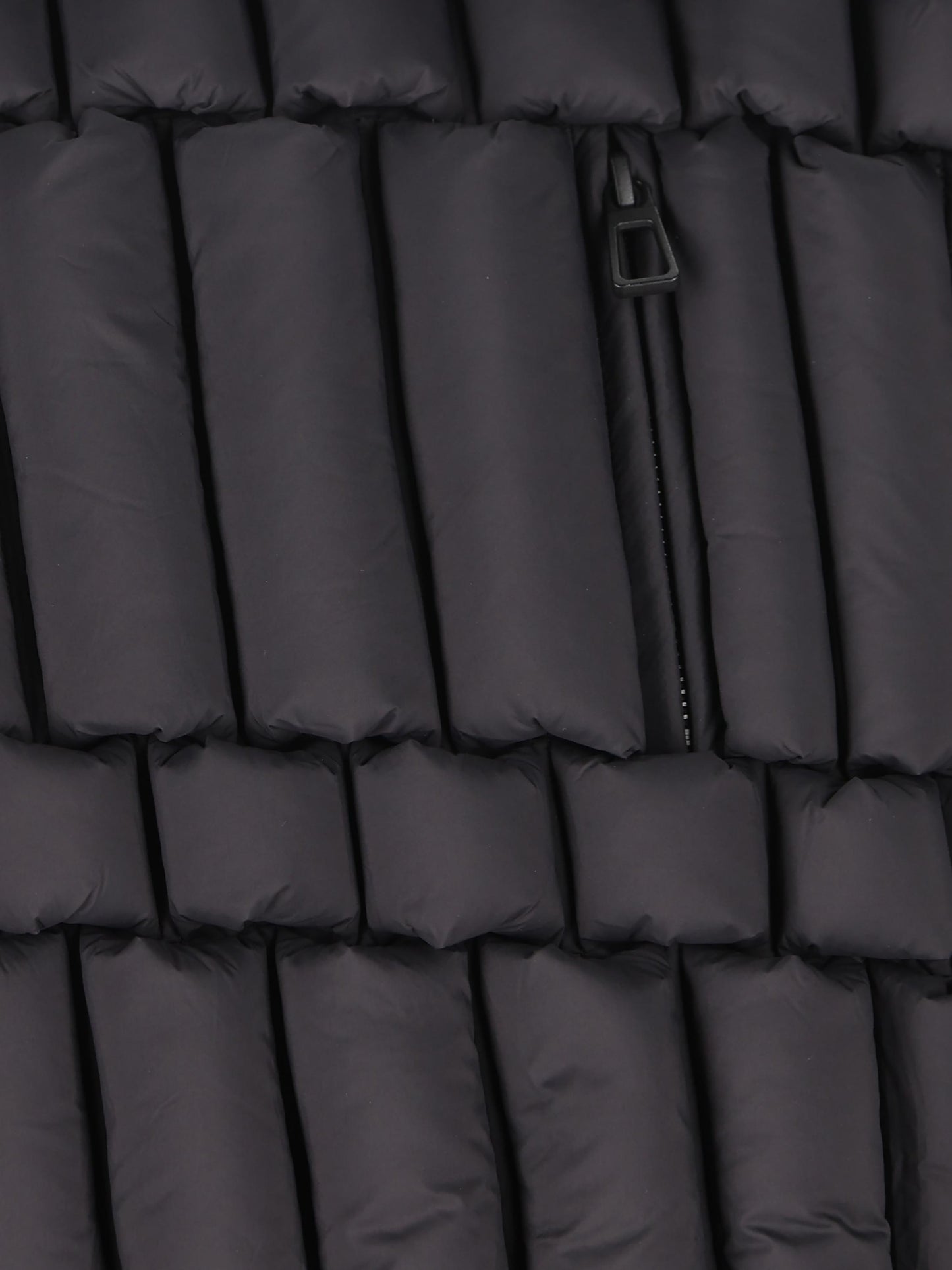 Piumino realizzato in nylon. CRDJ086 19 RAXXY