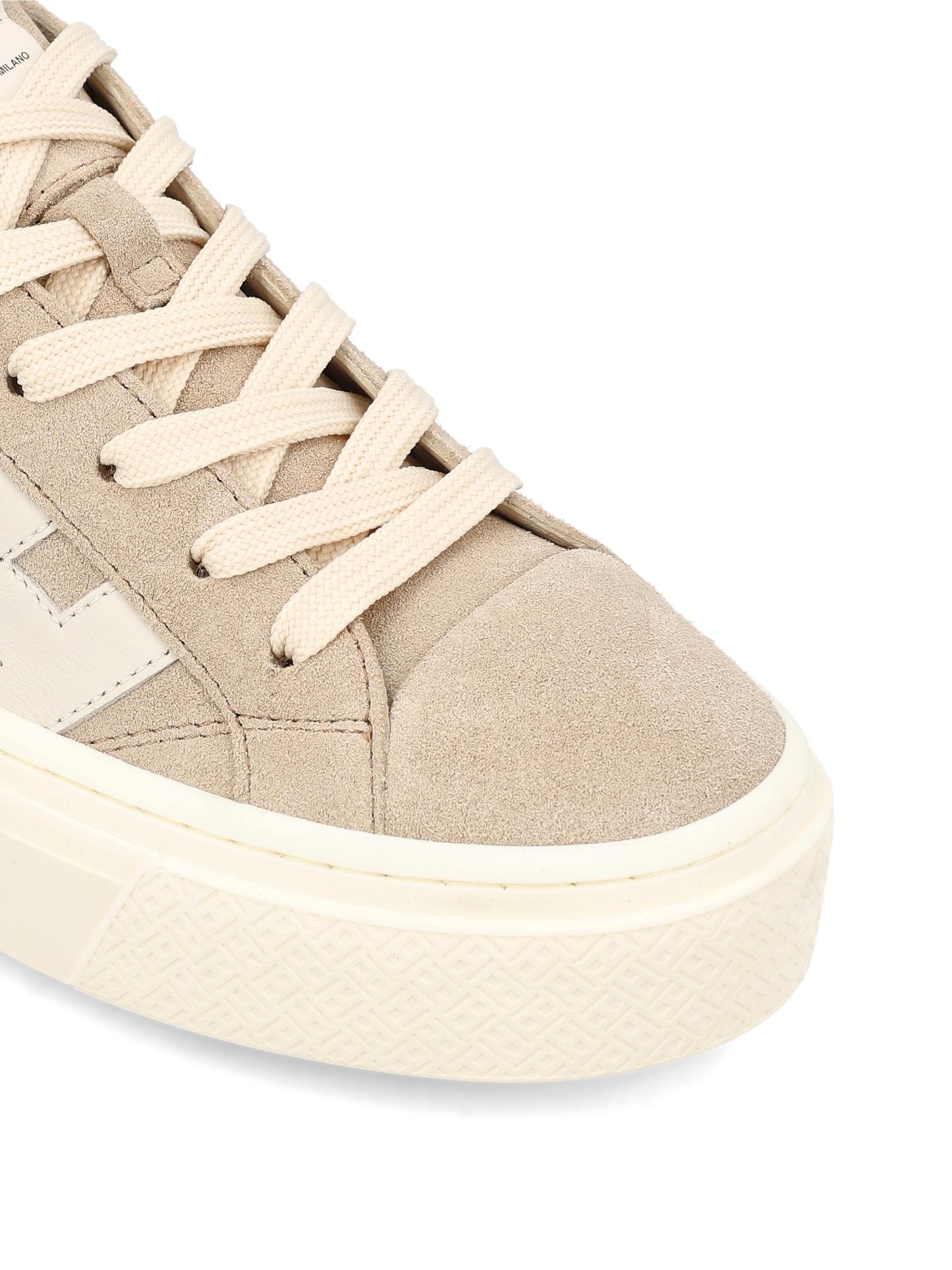 Sneakers realizzate in pelle scamosciata. HXW7050GB00UHO 378T HOGAN
