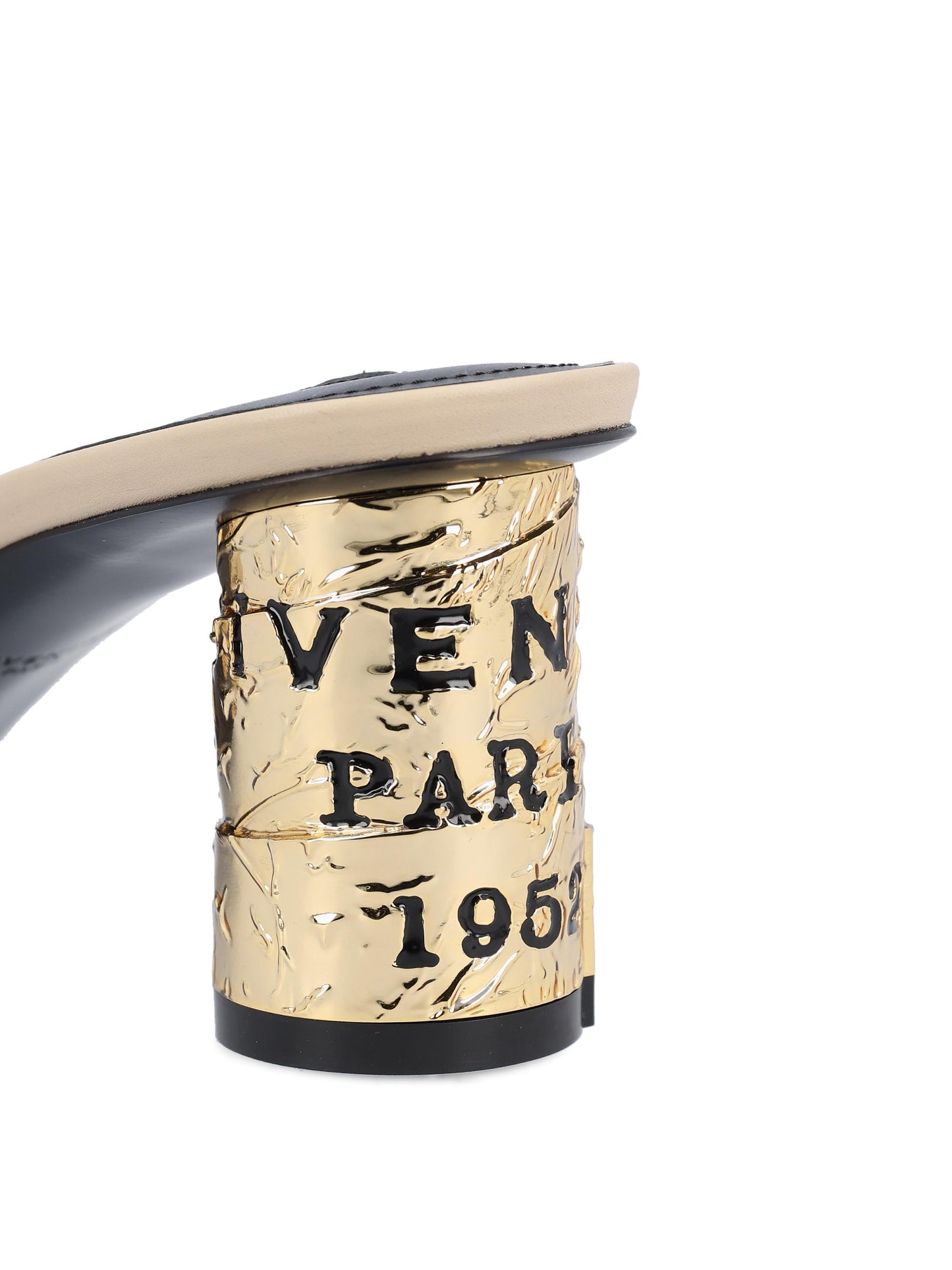 Mule realizzate in pelle di vitello. BE30AGE1J7 250 GIVENCHY