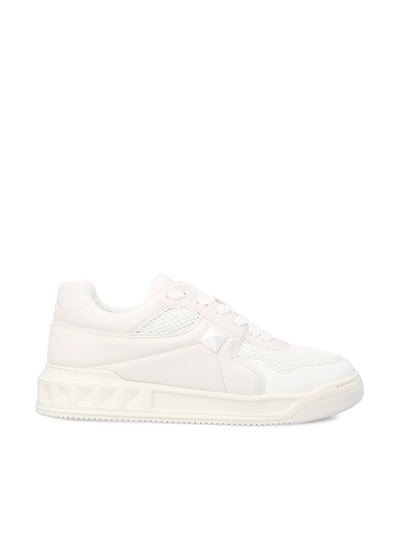 Sneakers Low-Top One Stud in rete e nappa. 5Y2S0E71SAT 0BO VALENTINO GARAVANI 