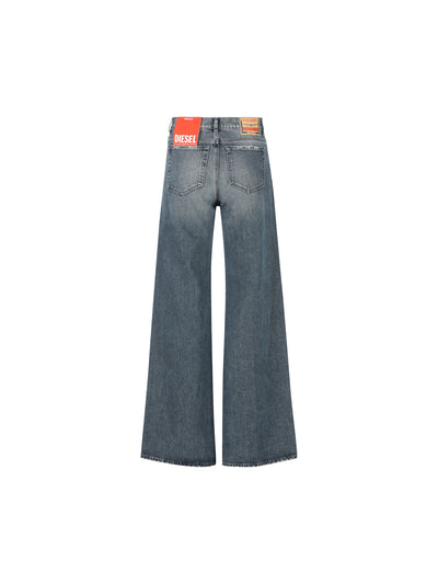 Jeans realizzati in cotone ed elastan. A03624 007Y701 DIESEL 