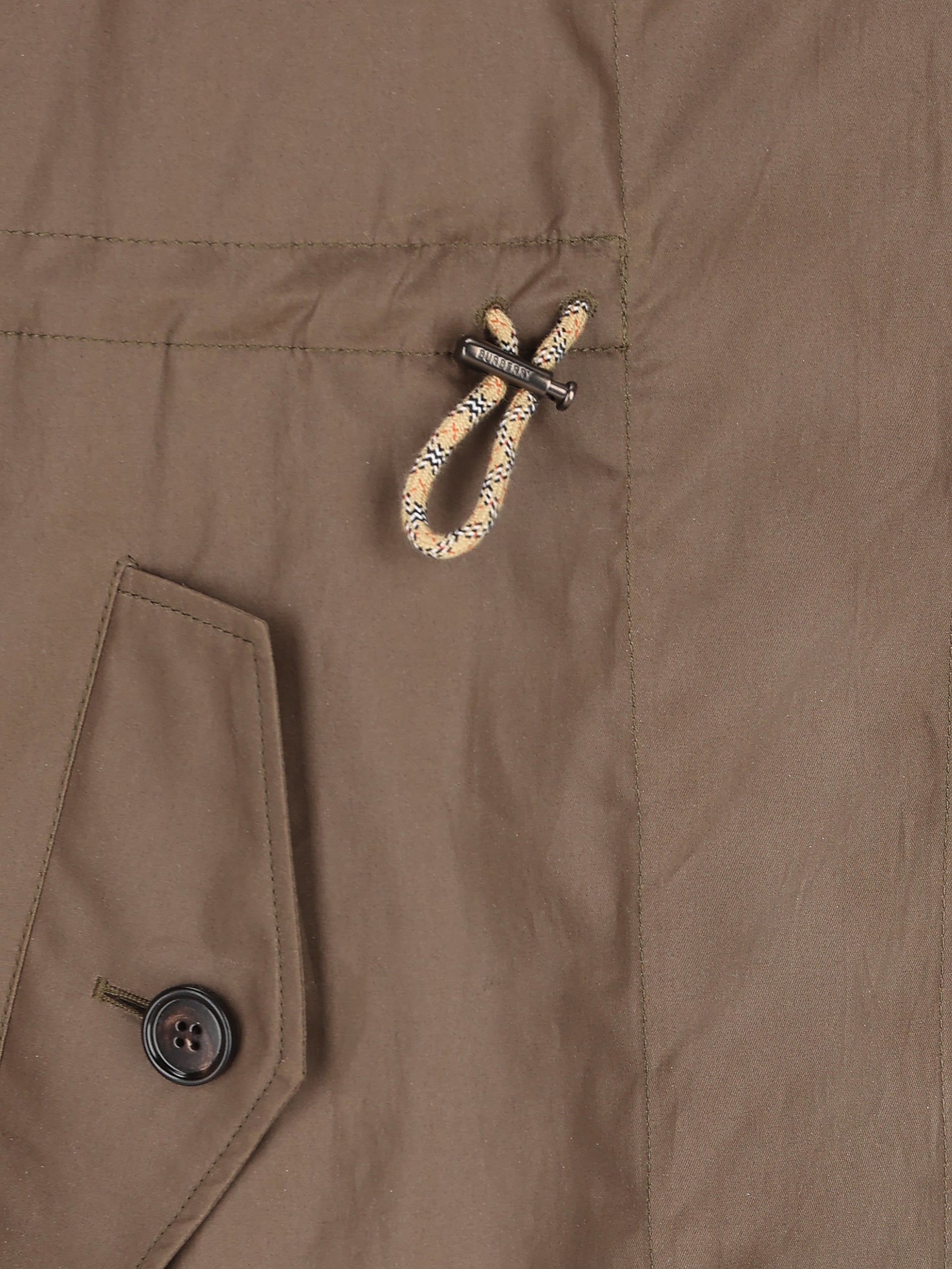 Parka realizzato in gabardine di cotone. 8116104 A1336 BURBERRY 