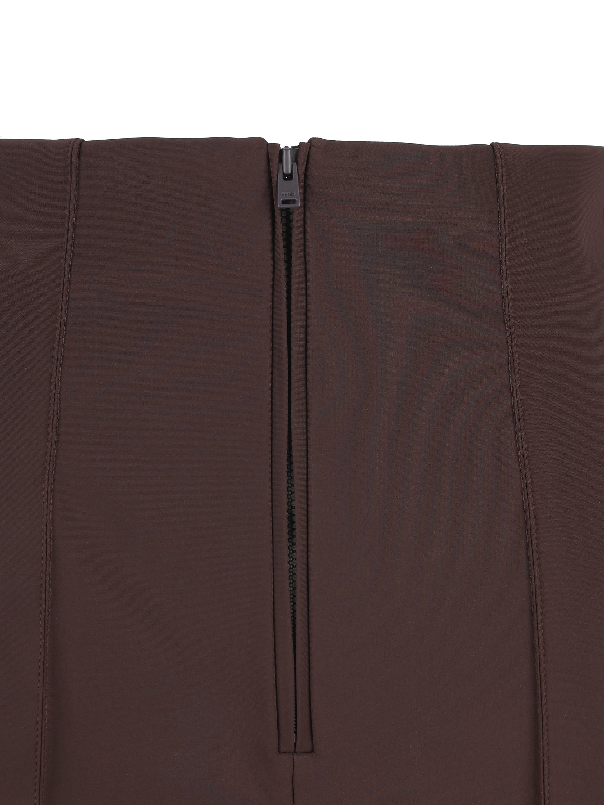 Pantaloni realizzati in poliammide. FAB402 AT97F1T6H FENDI 