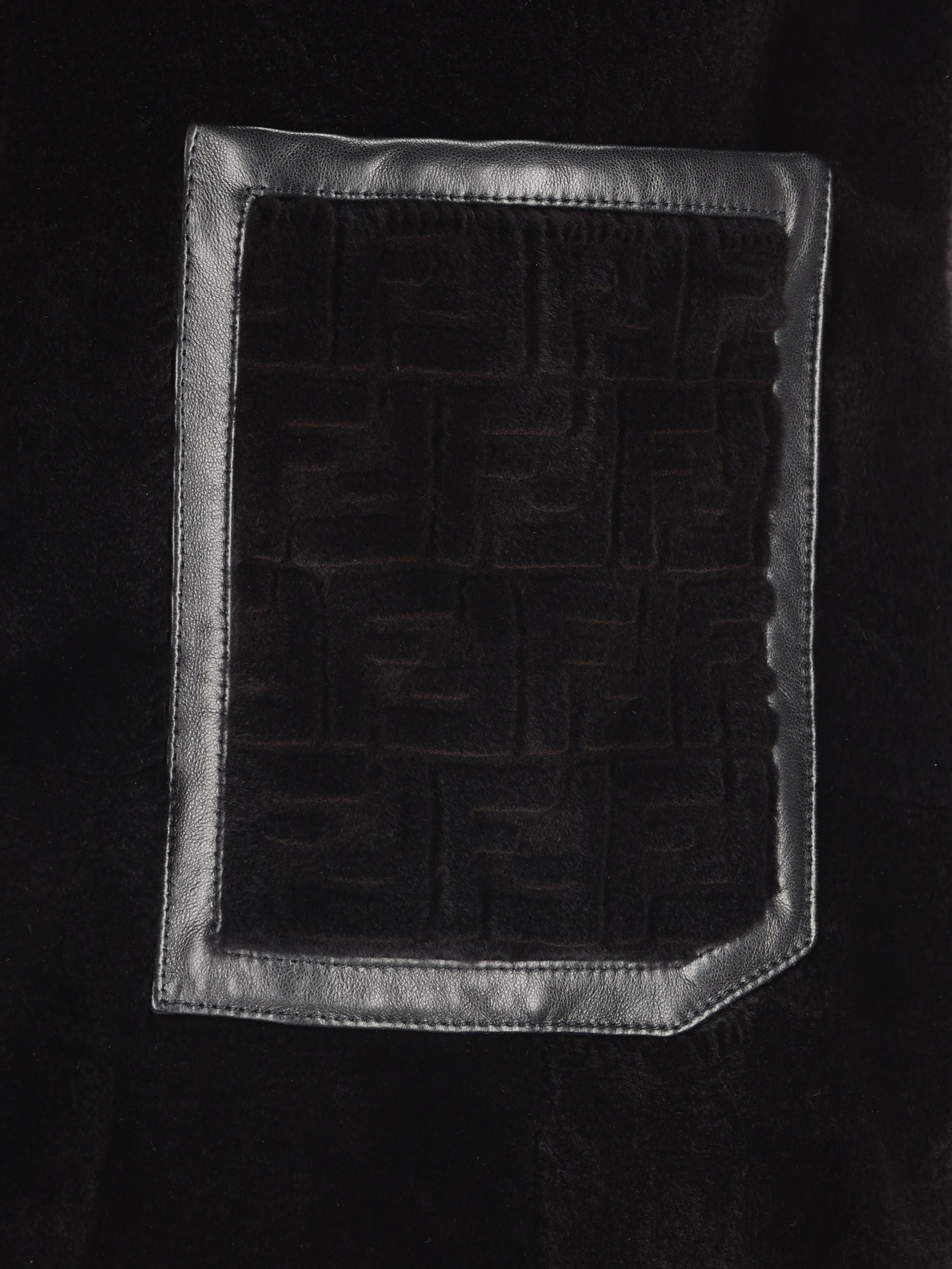 Gilet realizzato in pelliccia di visone. FMH064 AS9VF0GME FENDI 