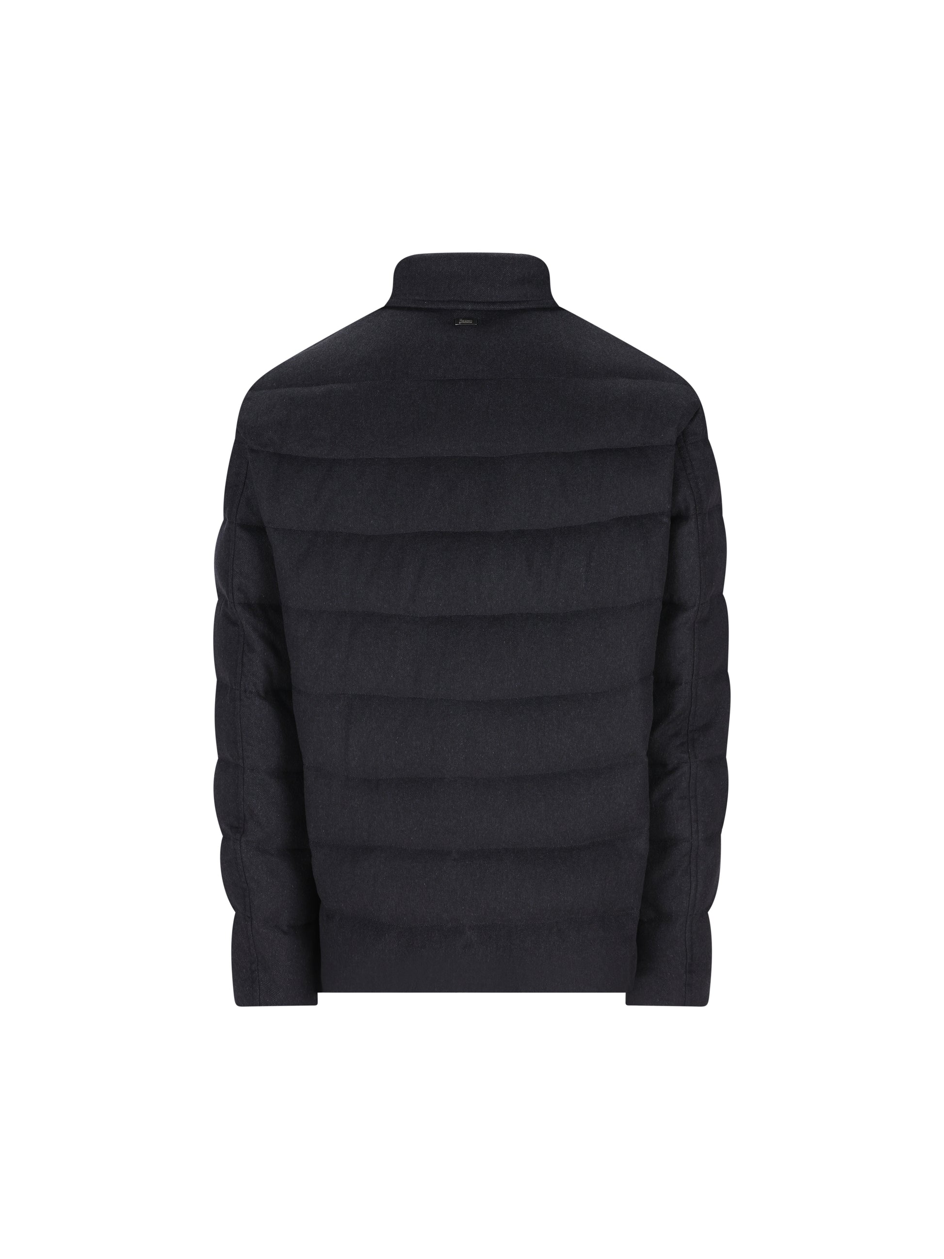 Piumino in seta e cashmere. PI001261U 380879200 HERNO 