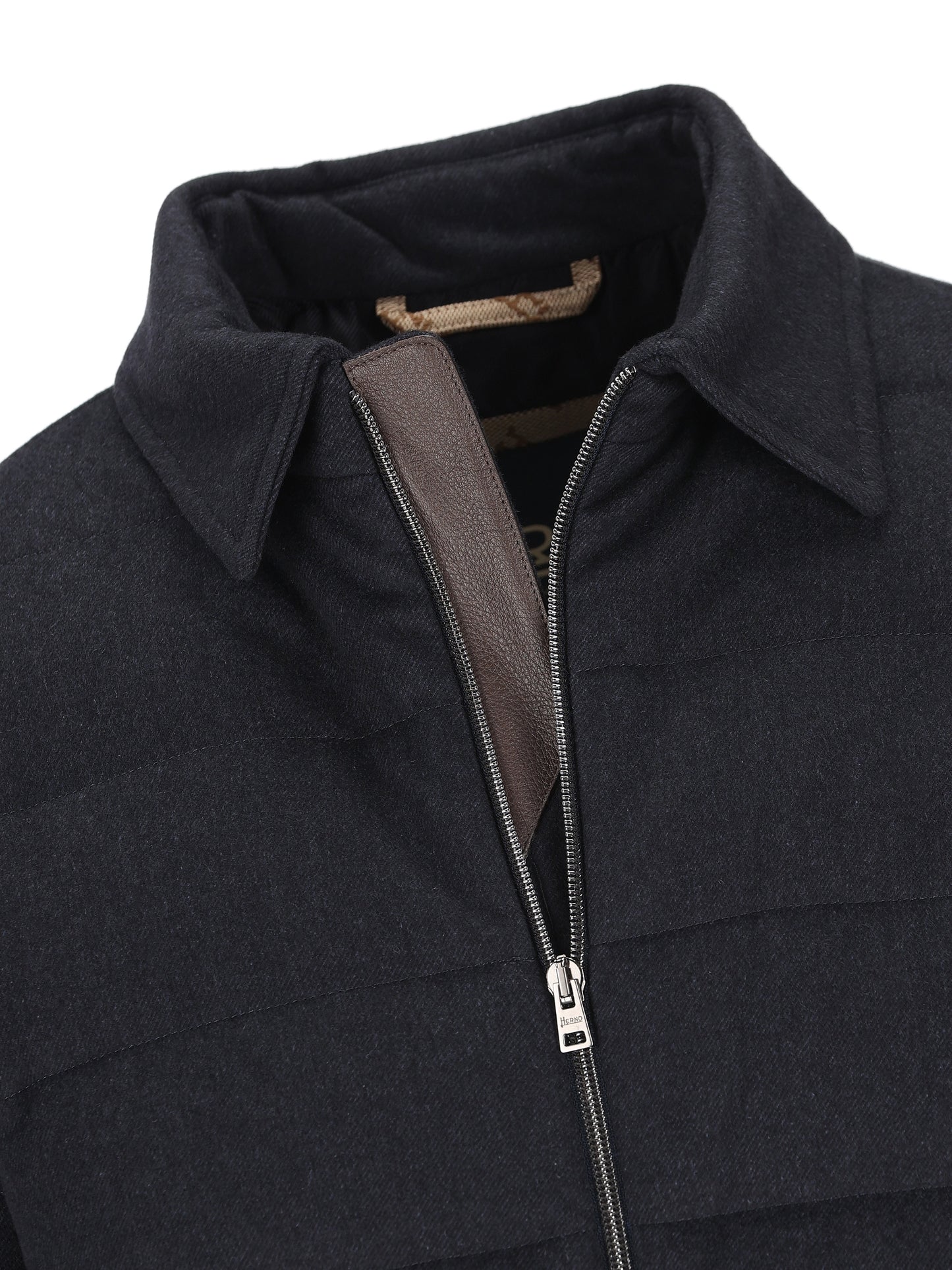 Piumino in seta e cashmere. PI001261U 380879200 HERNO 