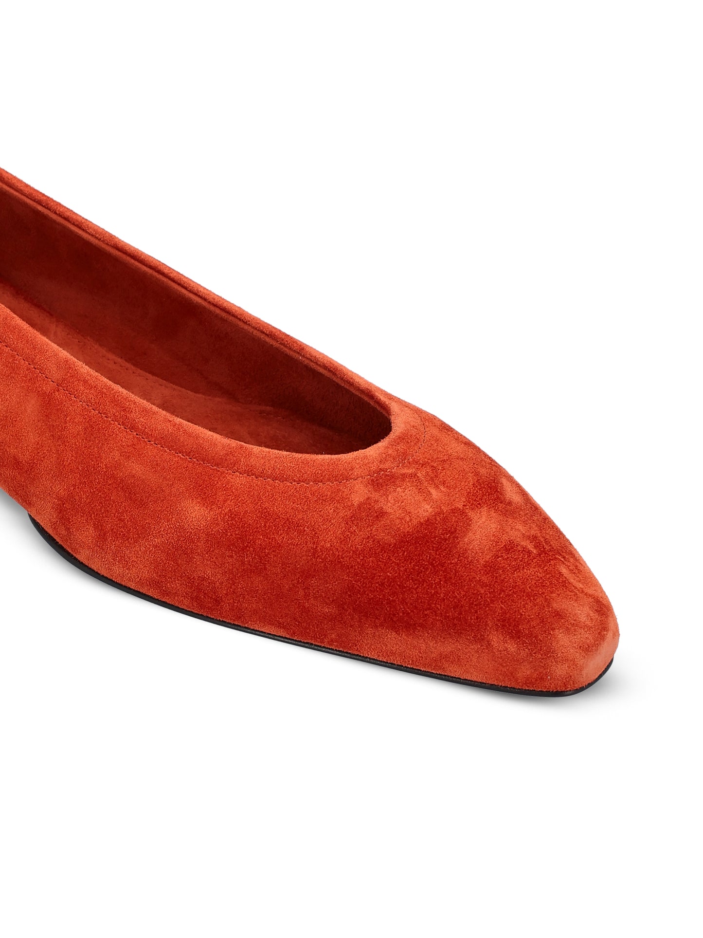 Ballerine realizzate in pelle di capra. FAO6141 R0ET LORO PIANA 