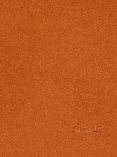 Sciarpa realizzata in cashmere. 2524546332600 042 MAX MARA 