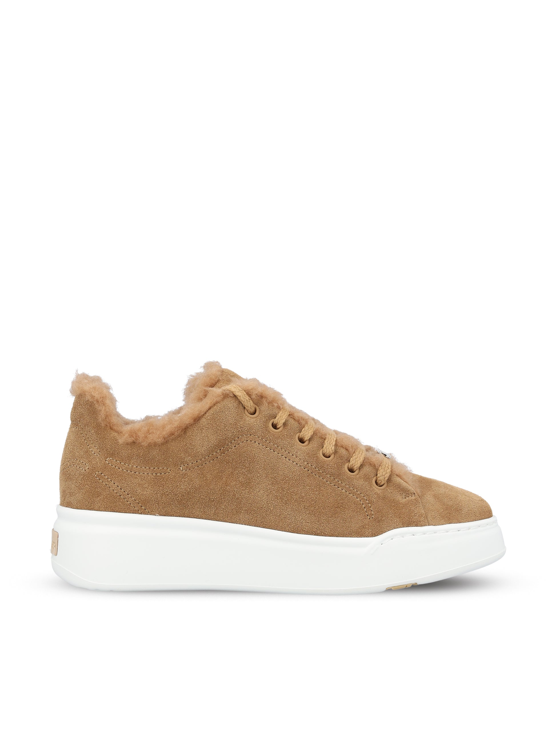 Sneakers realizzate in pelle. 2524766112600 013 MAX MARA 