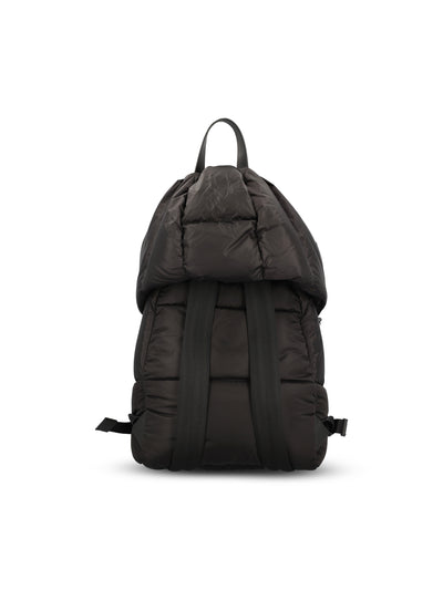 Zaino realizzato in poliammide. M5A00003 M7451999 MONCLER 