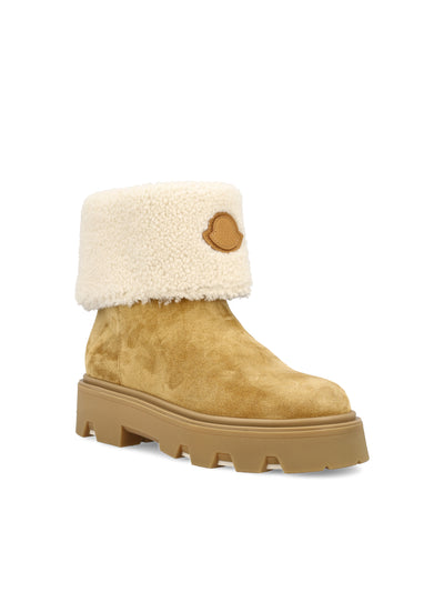 Stivali realizzati in pelle W4F00070 M697123L MONCLER 