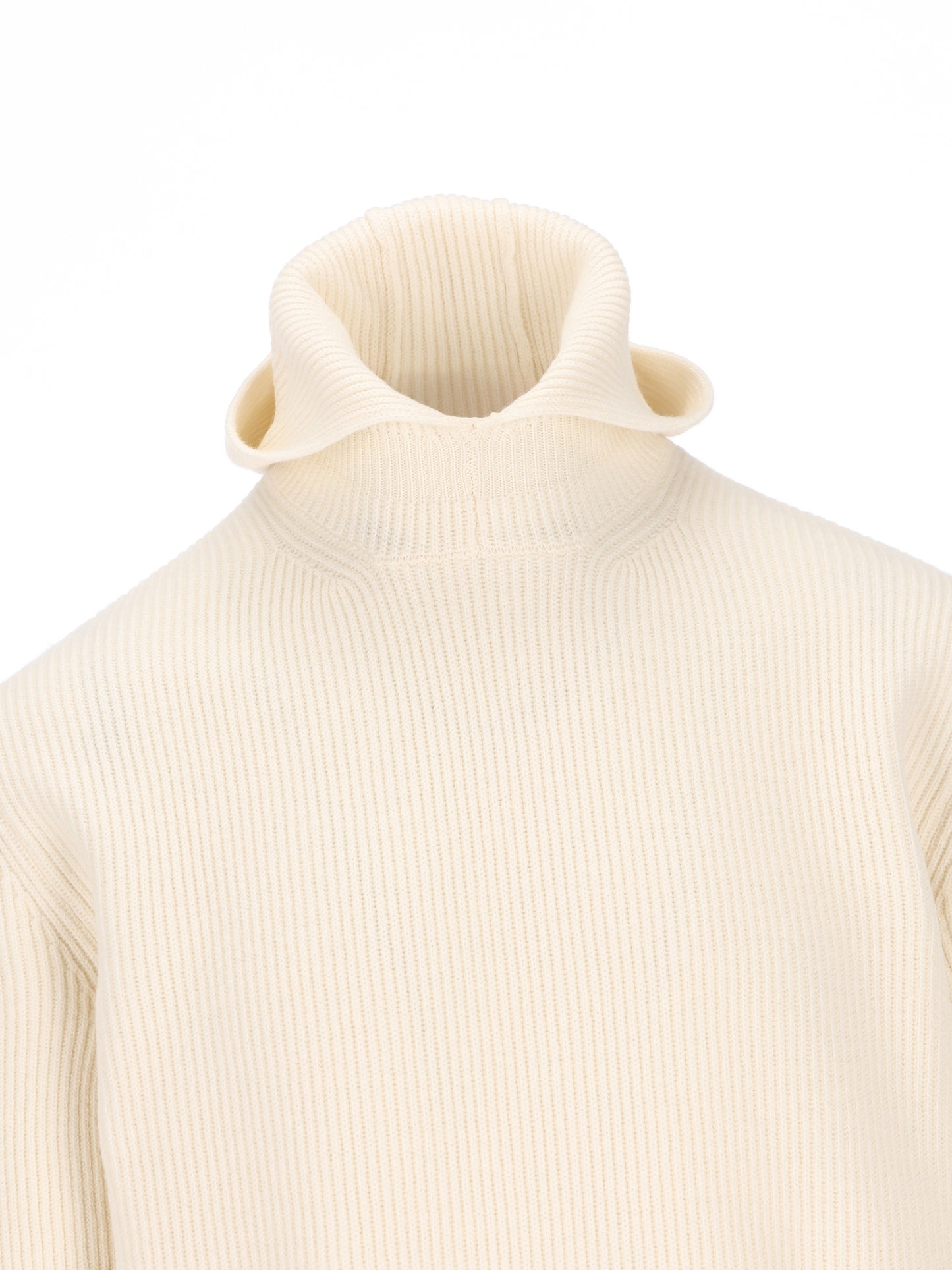 Felpa realizzata in lana vergine. U9G00004 M3328034 MONCLER - JIL SANDER 