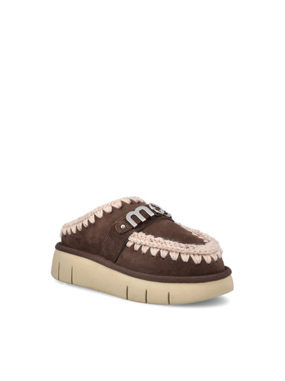 Slide realizzate in vera pelle di montone. FW531001A MOCHA MOU 