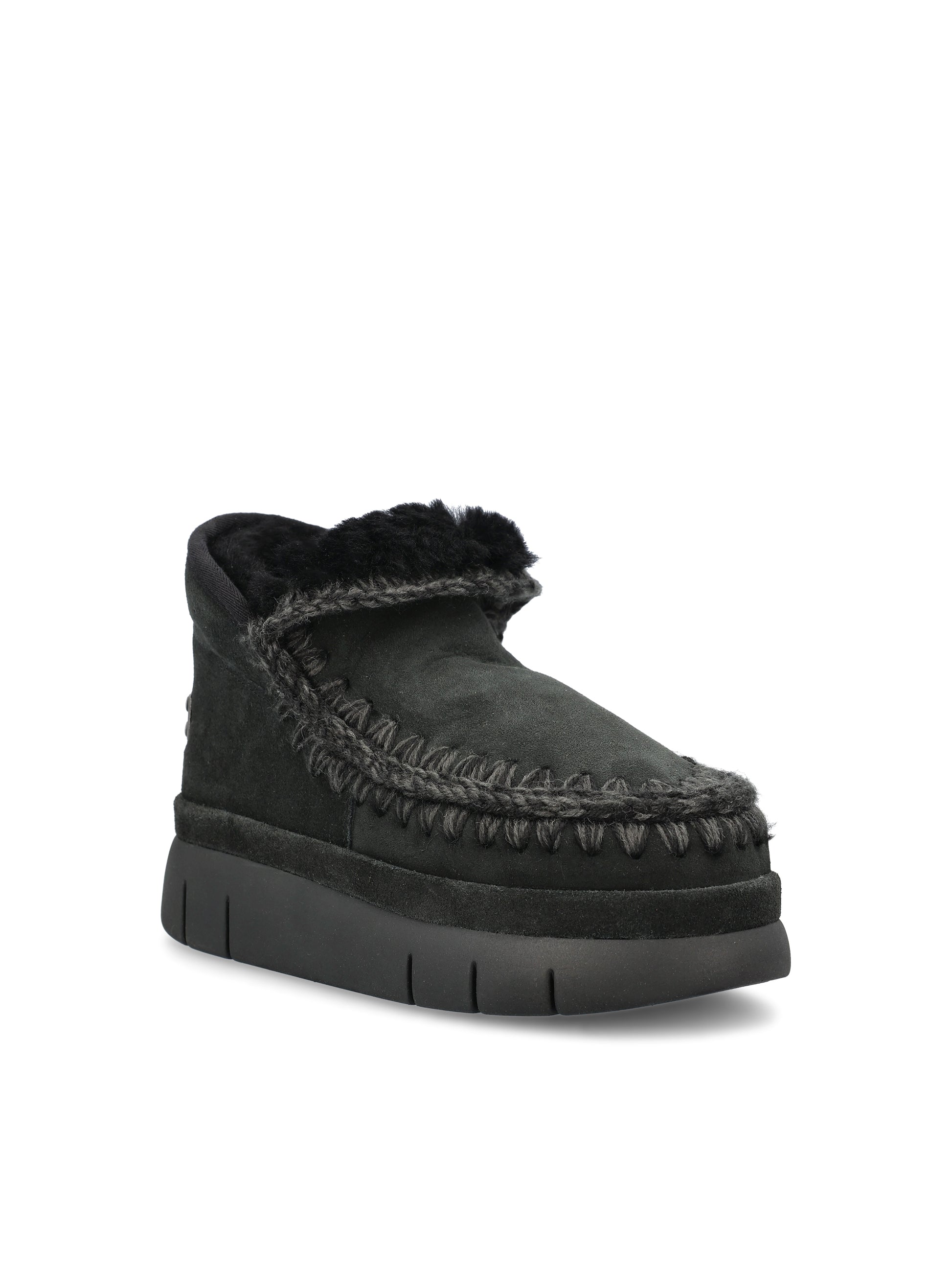 Sneakers realizzate in suede. FW751000A BKB MOU 