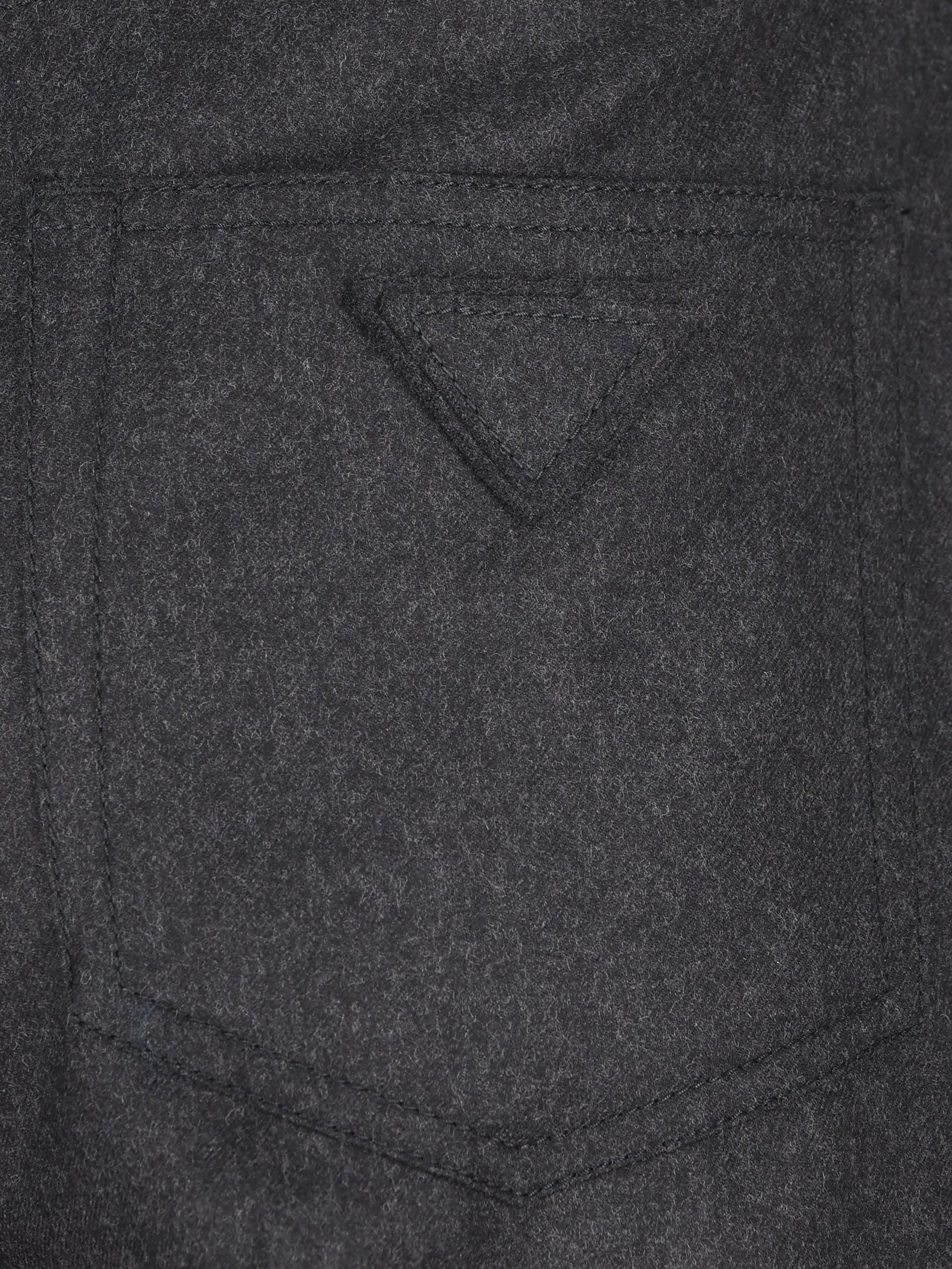 Pantaloni realizzati in lana vergine. P265J 11GZF0308 PRADA 