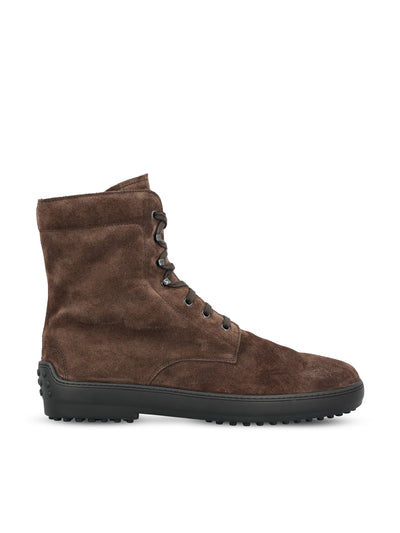 Stivaletto realizzato in pelle di vitello scamosciato. XXM84L0GK60RE0 S800 TOD'S 