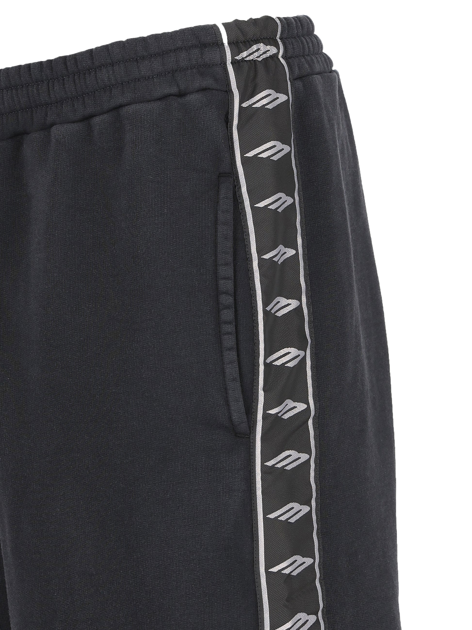 Pantaloni realizzati in cotone. 846917 TTVP75466 BALENCIAGA 