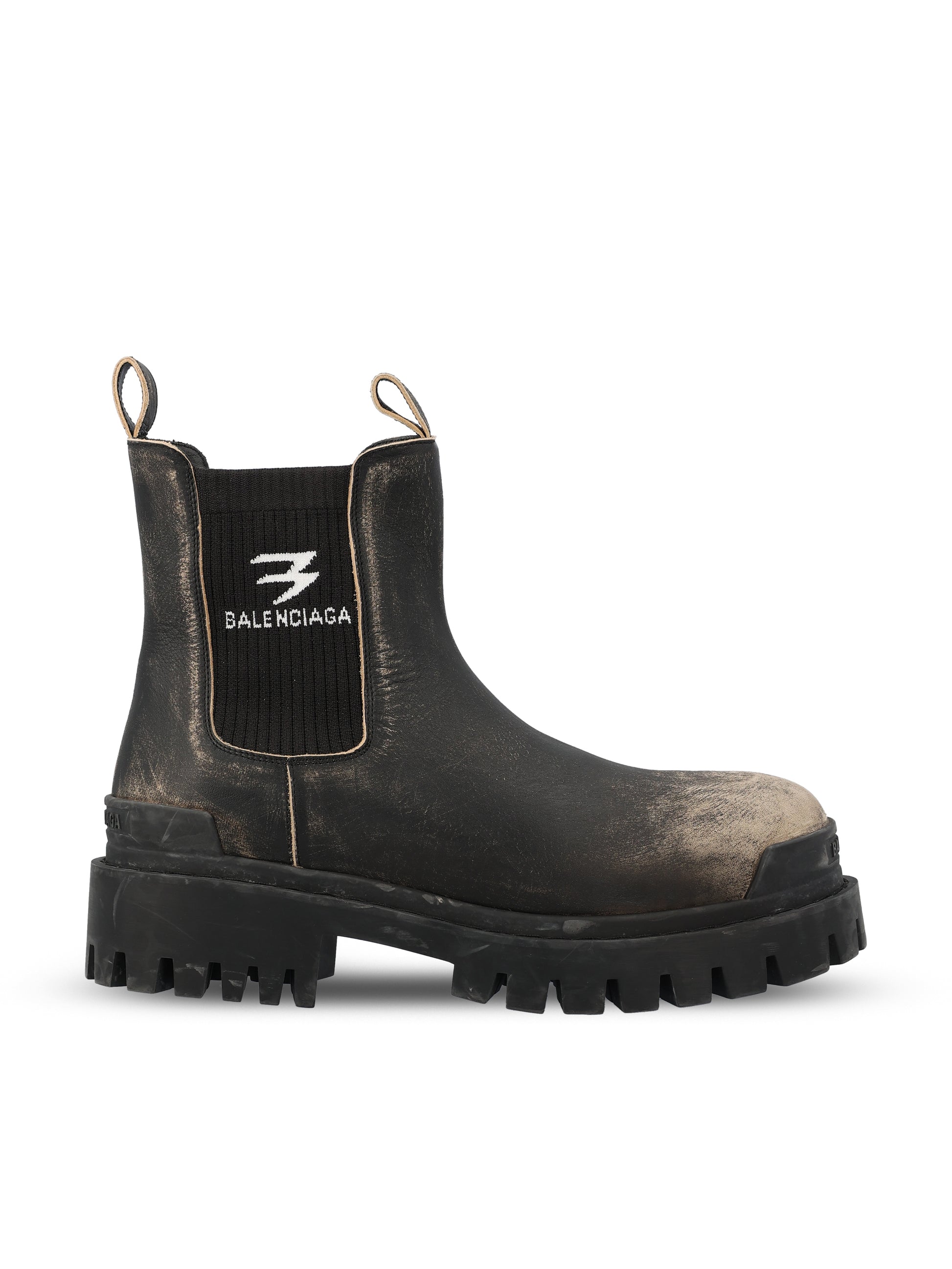 Stivali realizzati in pelle di toro. 854082 WB2281919 BALENCIAGA 