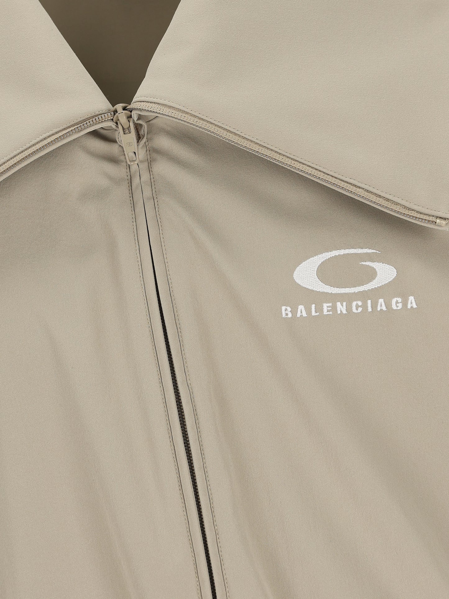 Giacca realizzata in poliestere. 857673 TRO319577 BALENCIAGA 