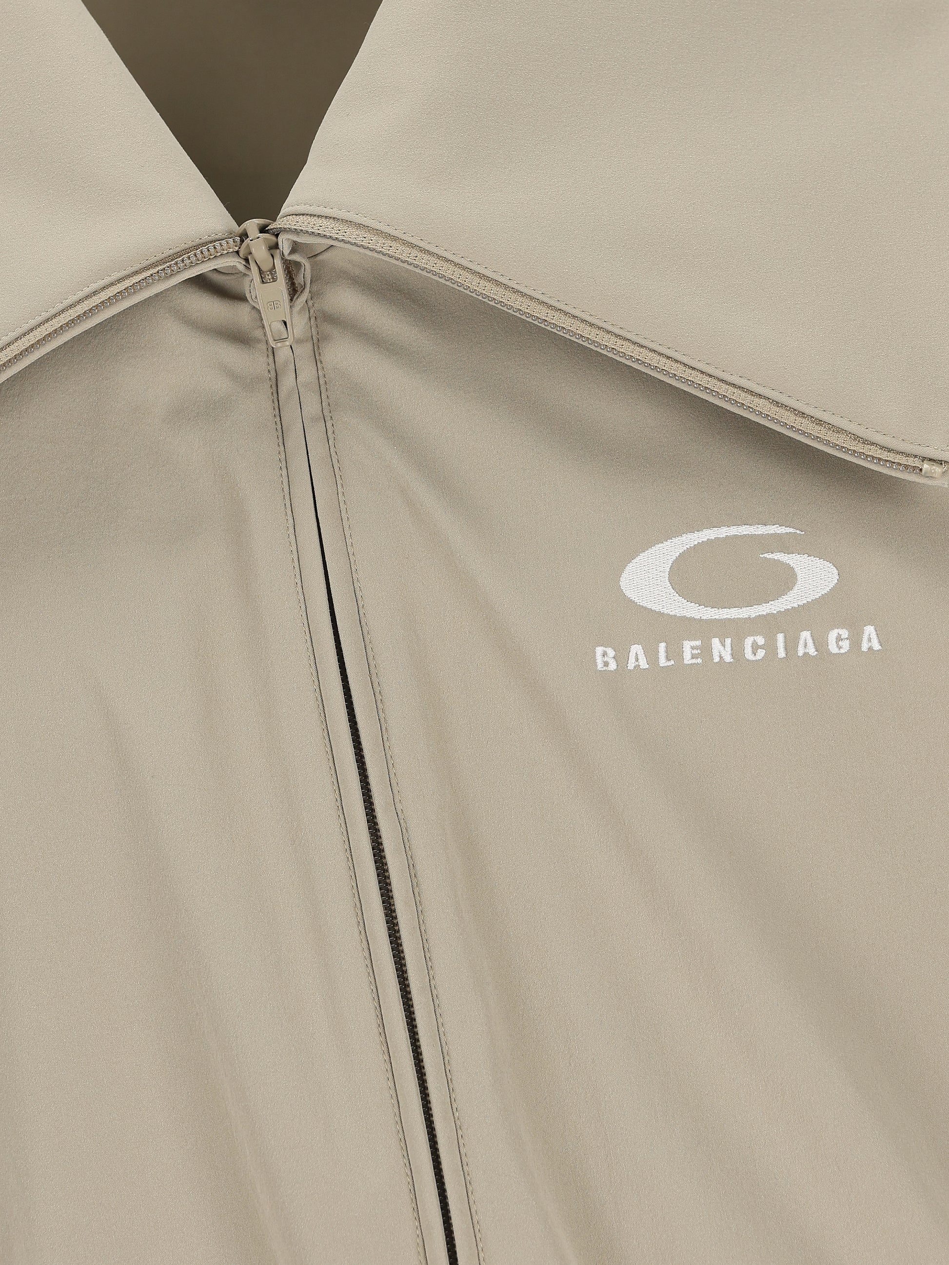 Giacca realizzata in poliestere. 857673 TRO319577 BALENCIAGA 
