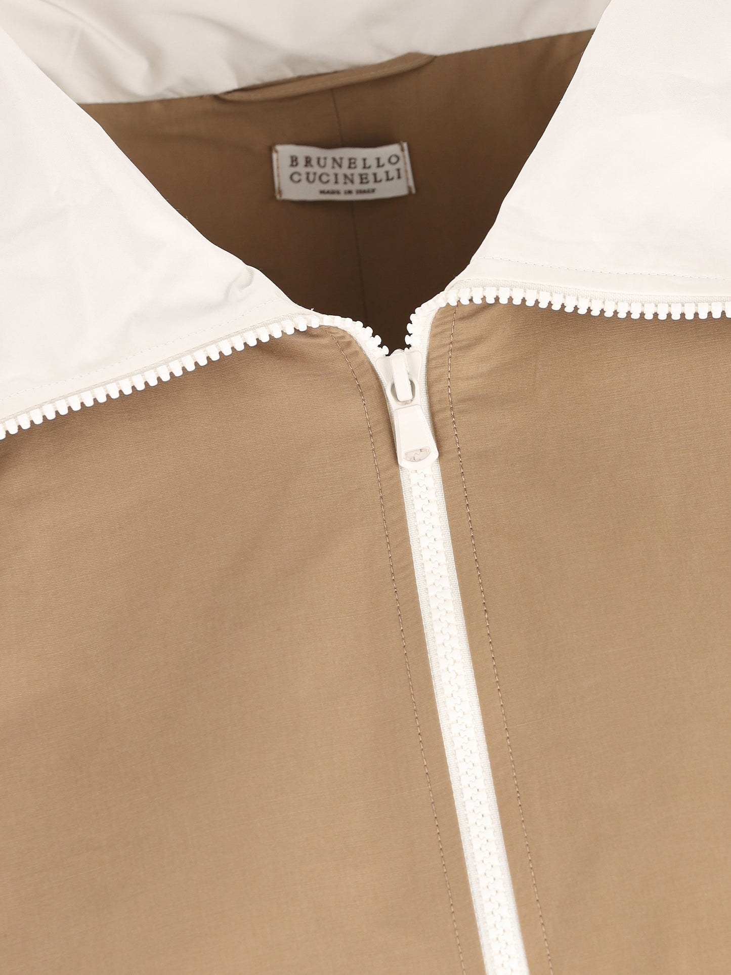 Giacca realizzata in cotone. ML114SS406 C001 BRUNELLO CUCINELLI 