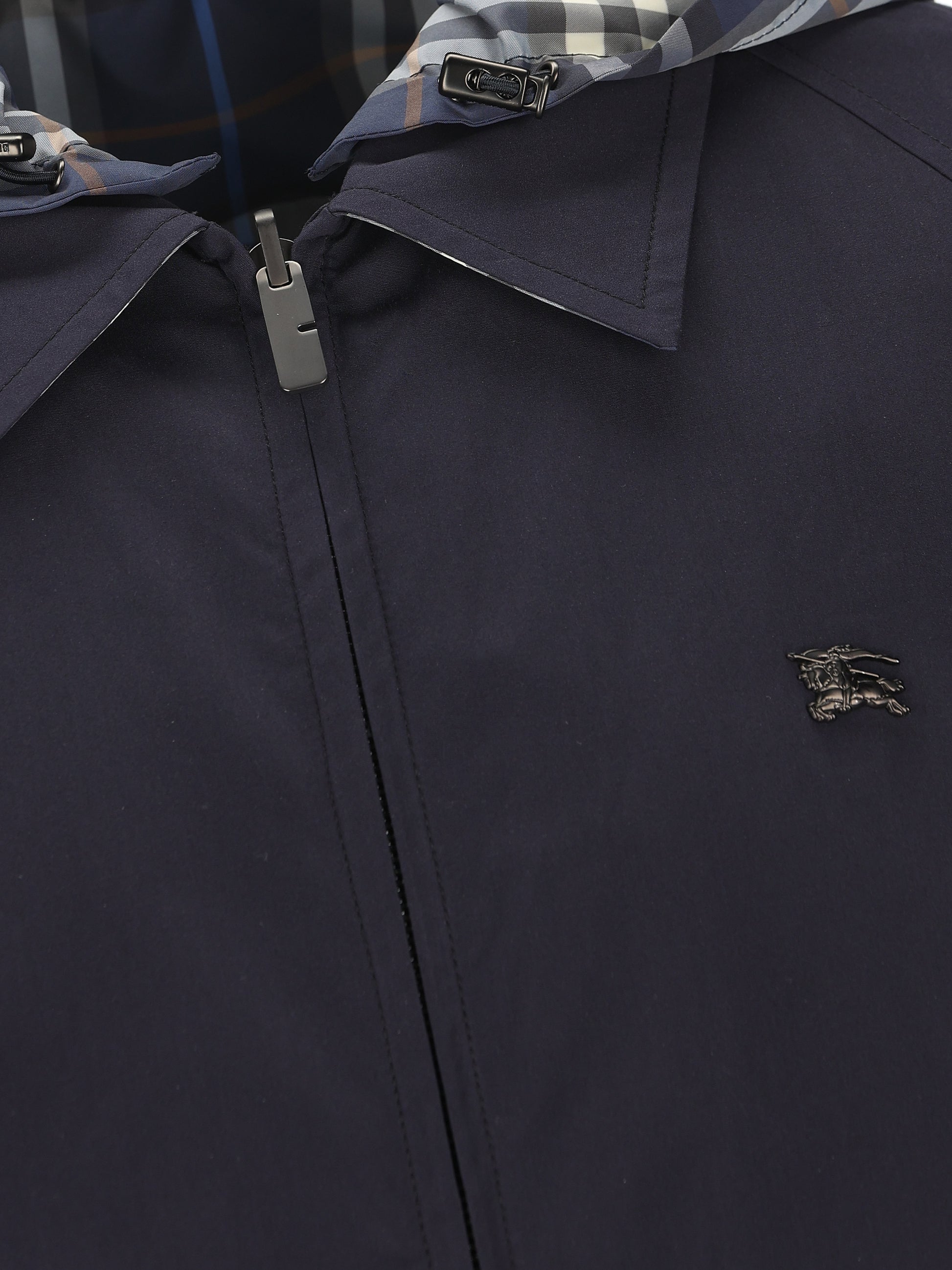 Giacca realizzata in cotone. 8118012 C4008 BURBERRY 