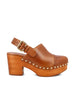 Zoccoli realizzati in pelle di vitello. CHC25U10VLT 27T CHLOE' 