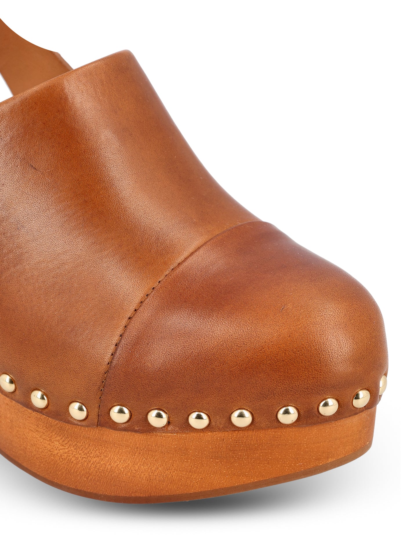Zoccoli realizzati in pelle di vitello. CHC25U10VLT 27T CHLOE' 