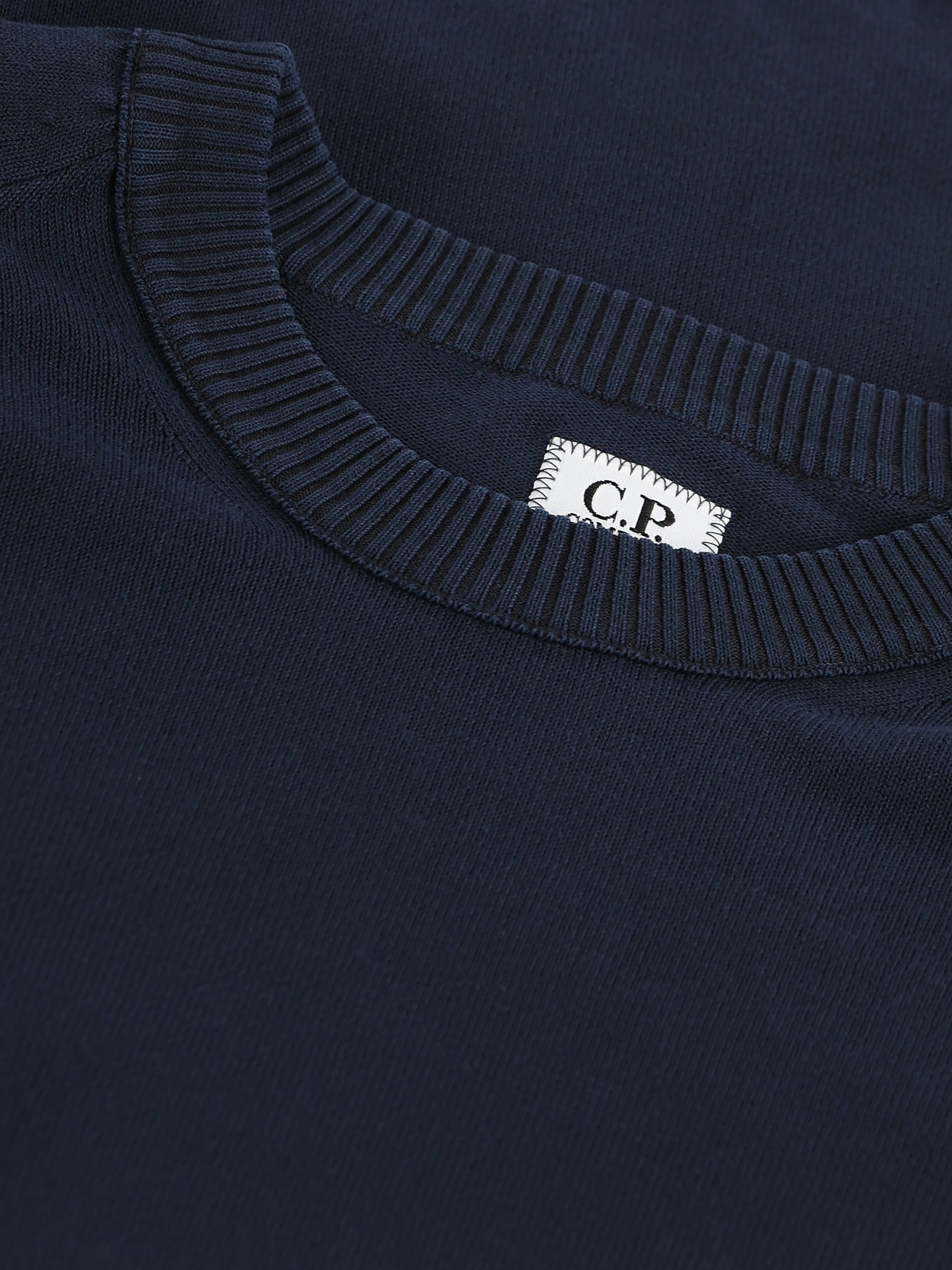 Maglia realizzata in cotone. 20CMKN105A 006323O888 C.P COMPANY 
