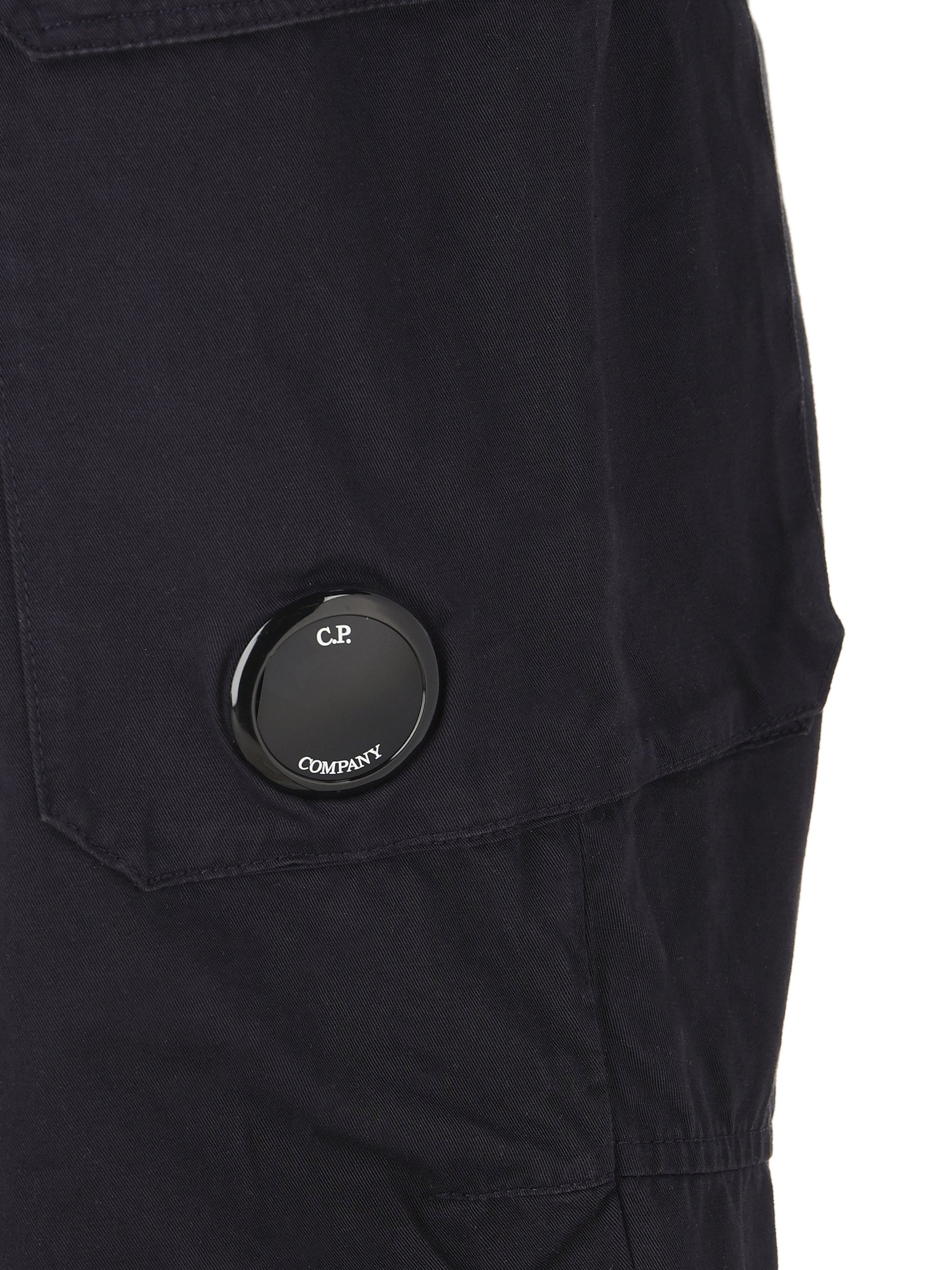 Pantaloni realizzati in cotone. 20CMPA185A 110458G888 C.P COMPANY 