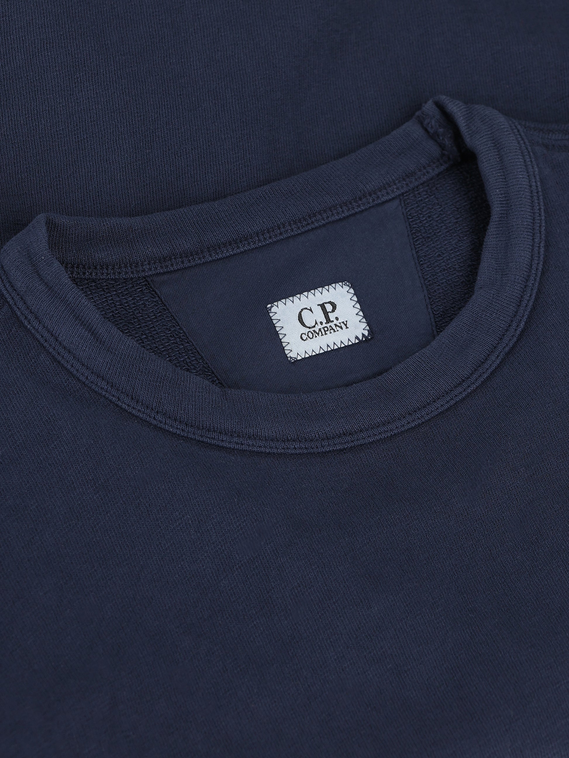 Maglia realizzata in cotone. 20CMSS207A 110337O889 C.P COMPANY 