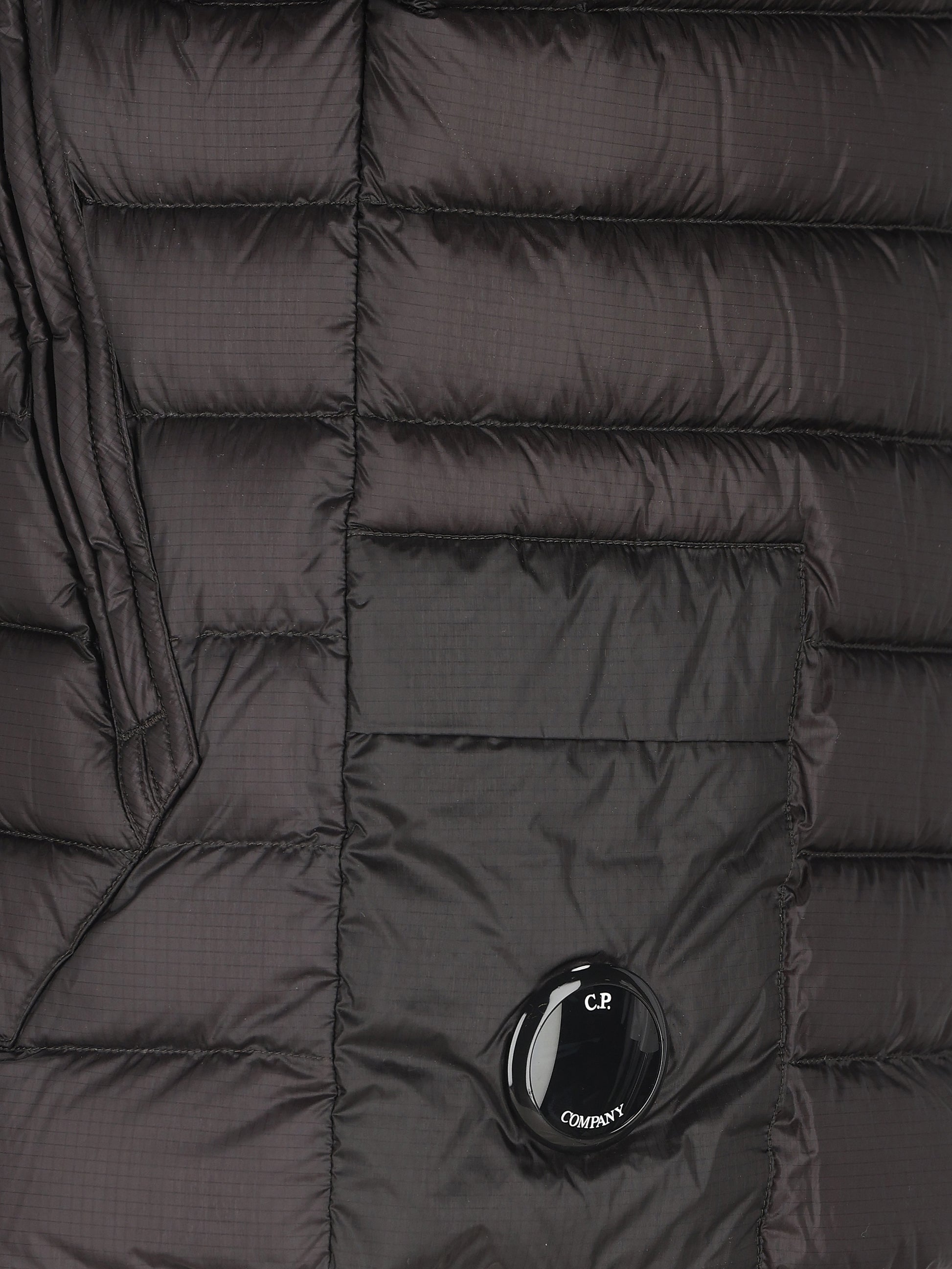 Gilet realizzato in poliammide. RCCMVE703A 110416A999 C.P COMPANY 