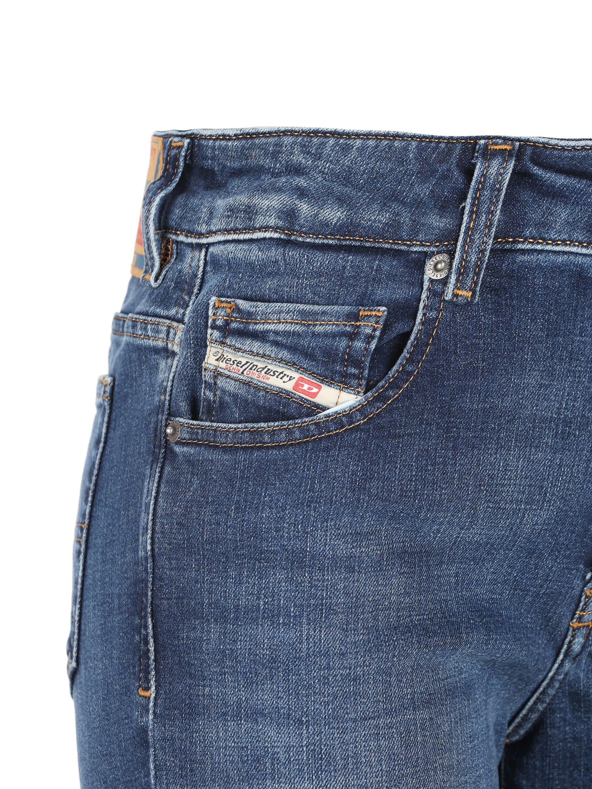Jeans Regular Fit con vita bassa A12337 09I2801 DIESEL 