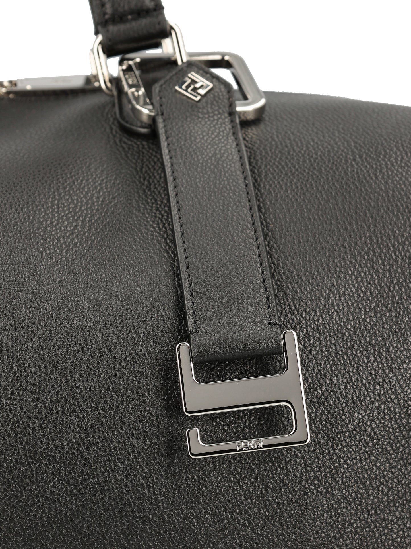 Borsone realizzato in pelle. 7VA686 ASIHF0GXN FENDI 